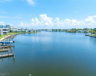 3070 Gulf Shore Boulevard N - Photo Thumbnail 3