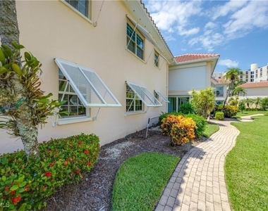 3070 Gulf Shore Boulevard N - Photo Thumbnail 31