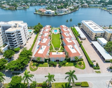3070 Gulf Shore Boulevard N - Photo Thumbnail 35