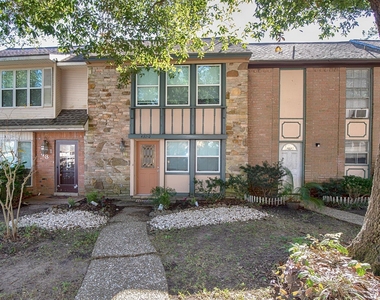 431 Sunset Drive - Photo Thumbnail 1