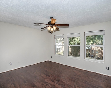 431 Sunset Drive - Photo Thumbnail 15