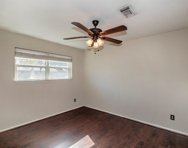 431 Sunset Drive - Photo Thumbnail 17