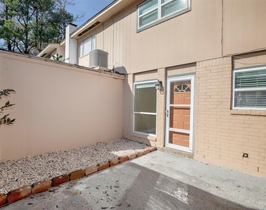 431 Sunset Drive - Photo Thumbnail 23