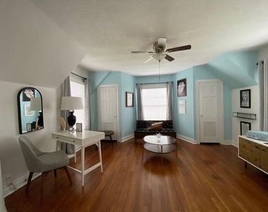 693 N 23rd Street - Photo Thumbnail 3