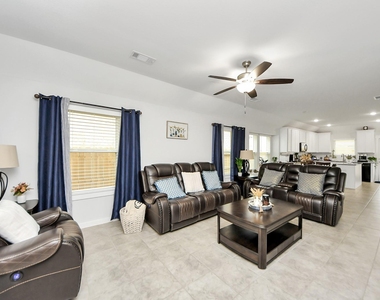 21246 Montego Bay Drive - Photo Thumbnail 6