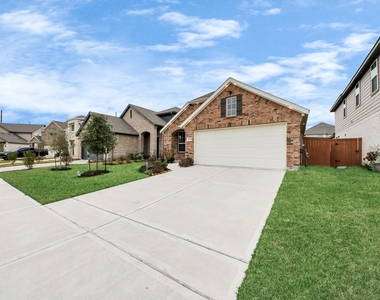 21246 Montego Bay Drive - Photo Thumbnail 33