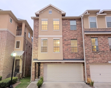 8117 Silverton Creek Lane - Photo Thumbnail 18