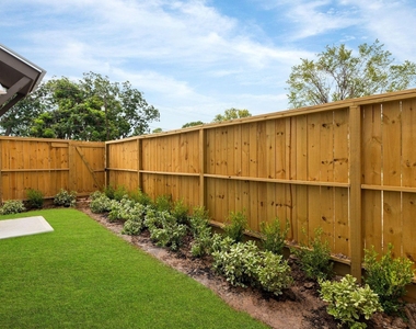 7504 Carver Road - Photo Thumbnail 22