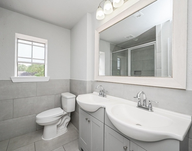1518 East Avenue - Photo Thumbnail 11