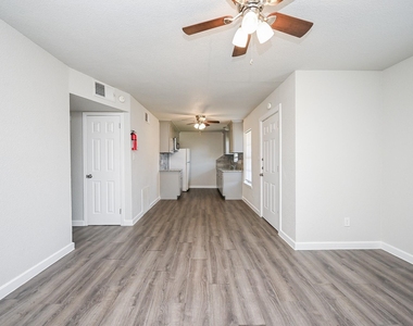1518 East Avenue - Photo Thumbnail 19