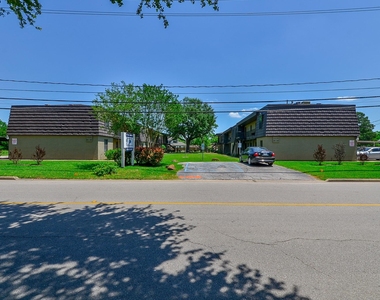 1518 East Avenue - Photo Thumbnail 35