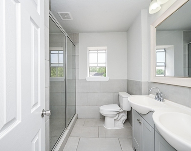 1518 East Avenue - Photo Thumbnail 12