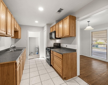 6619 Maybank Drive - Photo Thumbnail 7