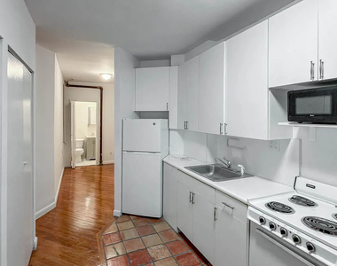 88th Street/3rd Ave - Photo Thumbnail 2