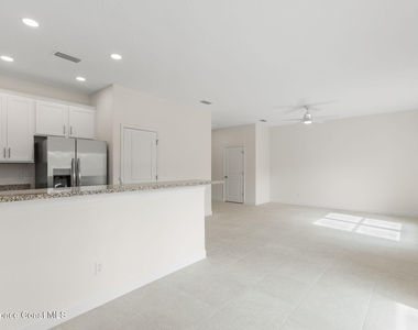 193 Dayton Boulevard - Photo Thumbnail 6