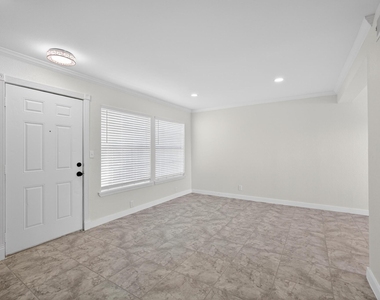 1221 Cedar Post Lane - Photo Thumbnail 3