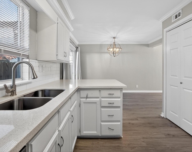 1221 Cedar Post Lane - Photo Thumbnail 7
