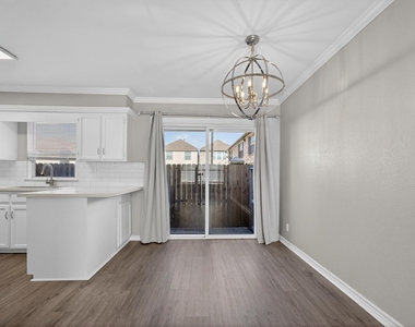 1221 Cedar Post Lane - Photo Thumbnail 3