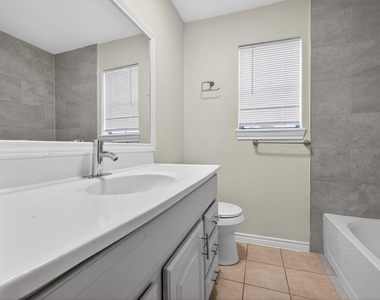 1221 Cedar Post Lane - Photo Thumbnail 15