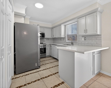 1221 Cedar Post Lane - Photo Thumbnail 7