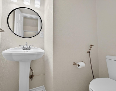 1221 Cedar Post Lane - Photo Thumbnail 10