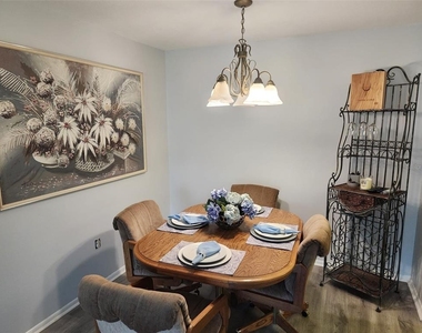 3249 Beneva Road - Photo Thumbnail 36