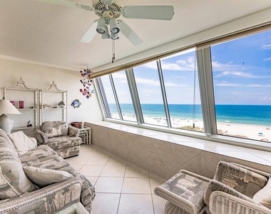 1055 W Peppertree Drive - Photo Thumbnail 21