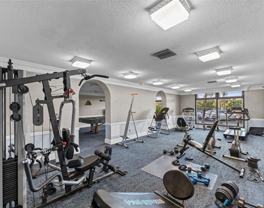 7100 Sunshine Skyway Lane S - Photo Thumbnail 24
