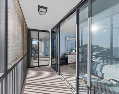 7100 Sunshine Skyway Lane S - Photo Thumbnail 11
