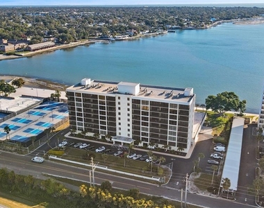 7100 Sunshine Skyway Lane S - Photo Thumbnail 27