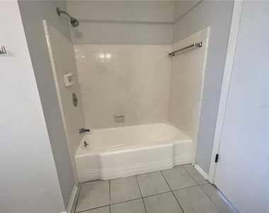 701 Cypress Place - Photo Thumbnail 18