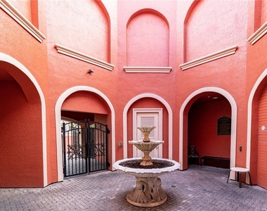 2724 Via Murano - Photo Thumbnail 8