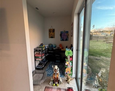 362 Casa Verano Ln - Photo Thumbnail 7