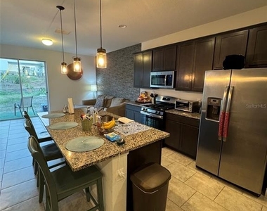 362 Casa Verano Ln - Photo Thumbnail 8