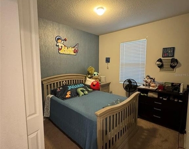 362 Casa Verano Ln - Photo Thumbnail 16