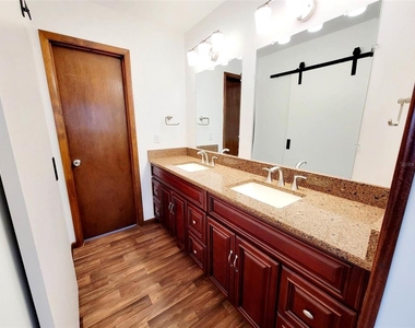 9760 Sw 101st Lane - Photo Thumbnail 13