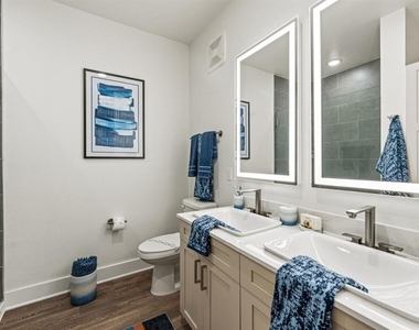 6000 Paradiso Grande Boulevard - Photo Thumbnail 32