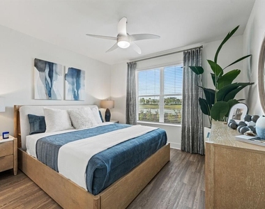 6000 Paradiso Grande Boulevard - Photo Thumbnail 31