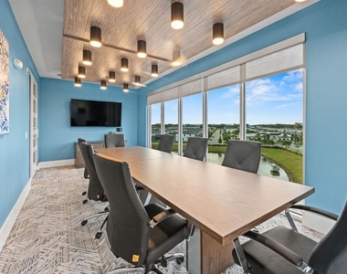 6000 Paradiso Grande Boulevard - Photo Thumbnail 8