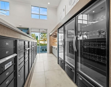 6000 Paradiso Grande Boulevard - Photo Thumbnail 10
