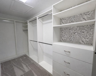 3749 Brighton Park Circle - Photo Thumbnail 21