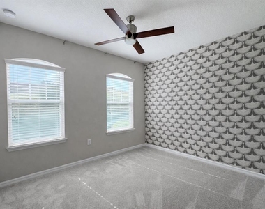 3749 Brighton Park Circle - Photo Thumbnail 15
