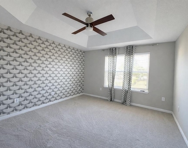 3749 Brighton Park Circle - Photo Thumbnail 18