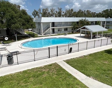 3232 Fruitville Road - Photo Thumbnail 7