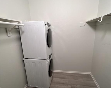 3232 Fruitville Road - Photo Thumbnail 12
