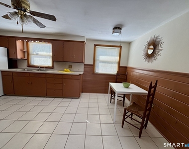 148 Edgewood Drive - Photo Thumbnail 6