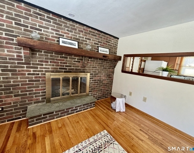 148 Edgewood Drive - Photo Thumbnail 2