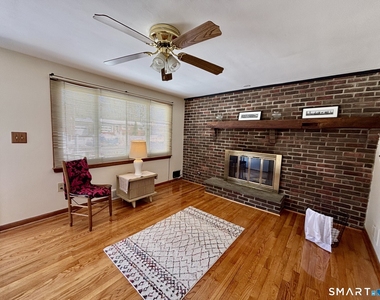 148 Edgewood Drive - Photo Thumbnail 8