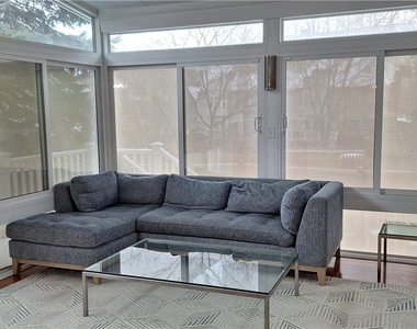 548 S Graham - Photo Thumbnail 15