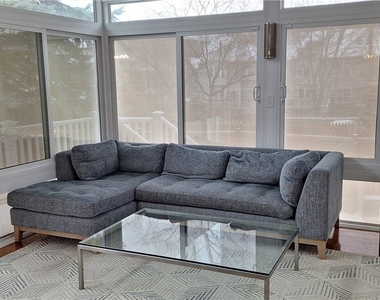 548 S Graham - Photo Thumbnail 16